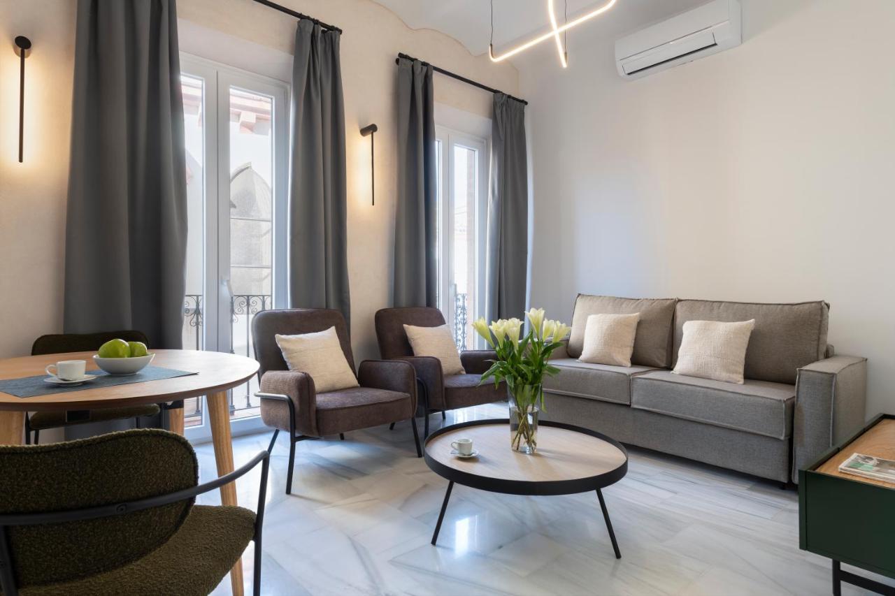 Magno Apartments San Gil - Shared Jacuzzi Sevilla Exteriér fotografie